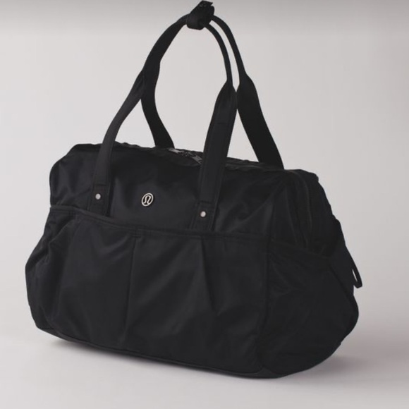 Lulu lemon gym Duffel Bag - Picture 1 of 8